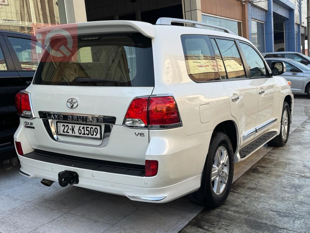 تويوتا لاندكروزر